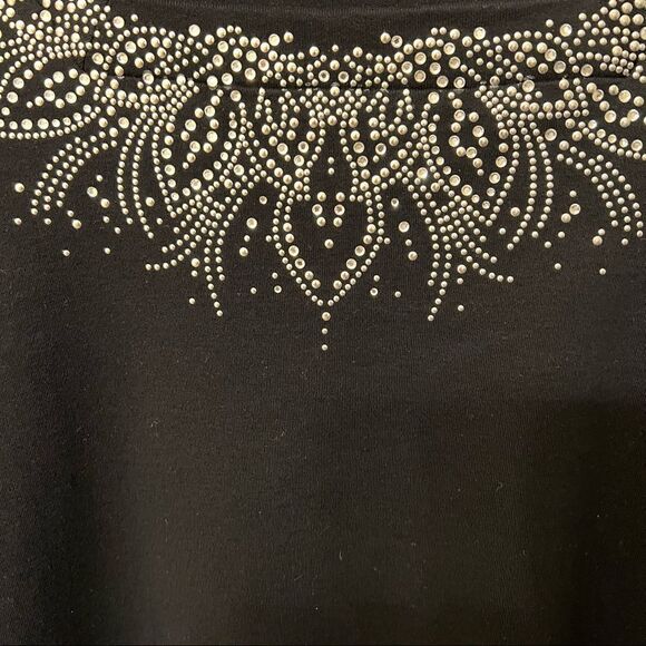Isaac’s Designs Long Sleeve Decorative Top Size Small - Picture 2 of 4